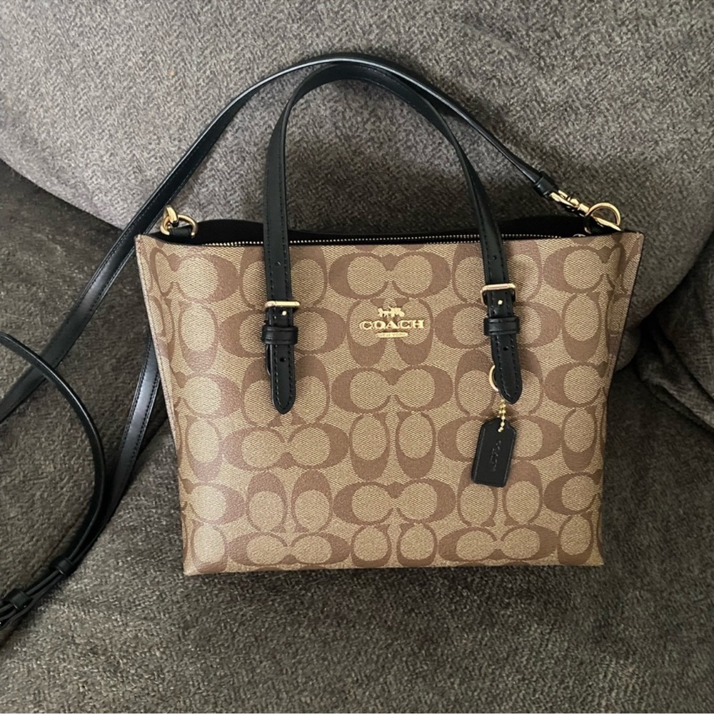 Coach Mollie Tote 25 in signature canvas